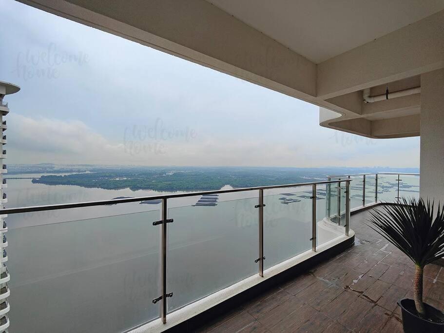 Bay Laurel, Country Garden Danga Bay Homestay By Welcome Home Johor Bahru Ngoại thất bức ảnh